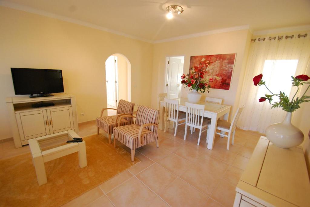 Hotel Oasis Parque Country Club Portimão Zimmer foto